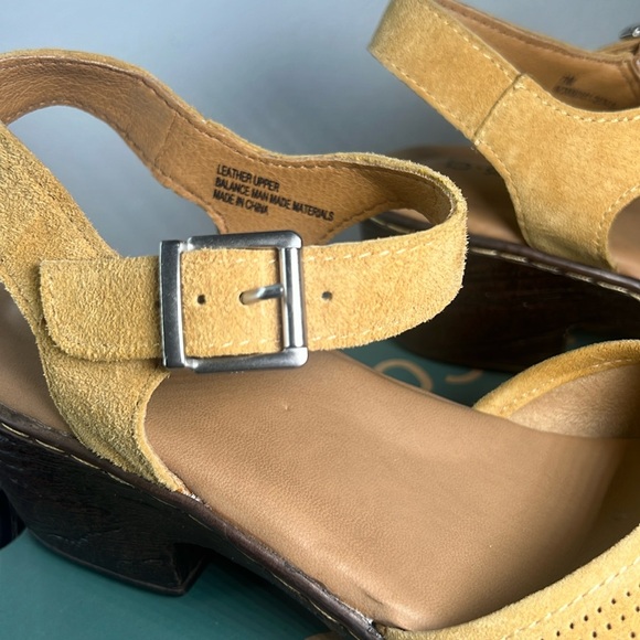 Women’s B.O.C Maryjane heels in stone yellow suede Sz. 7 M - Picture 7 of 10